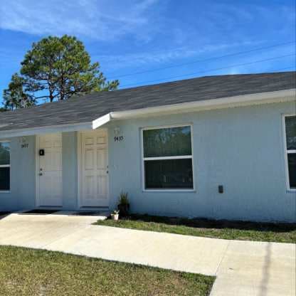 property at 9435 N Travis Dr