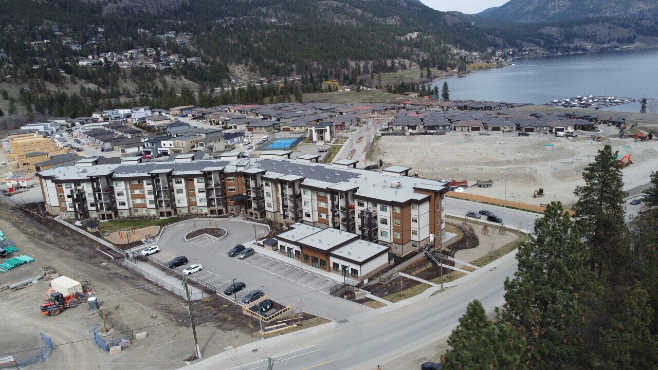 Harbour Ridge in West Kelowna, BC - Building Photo