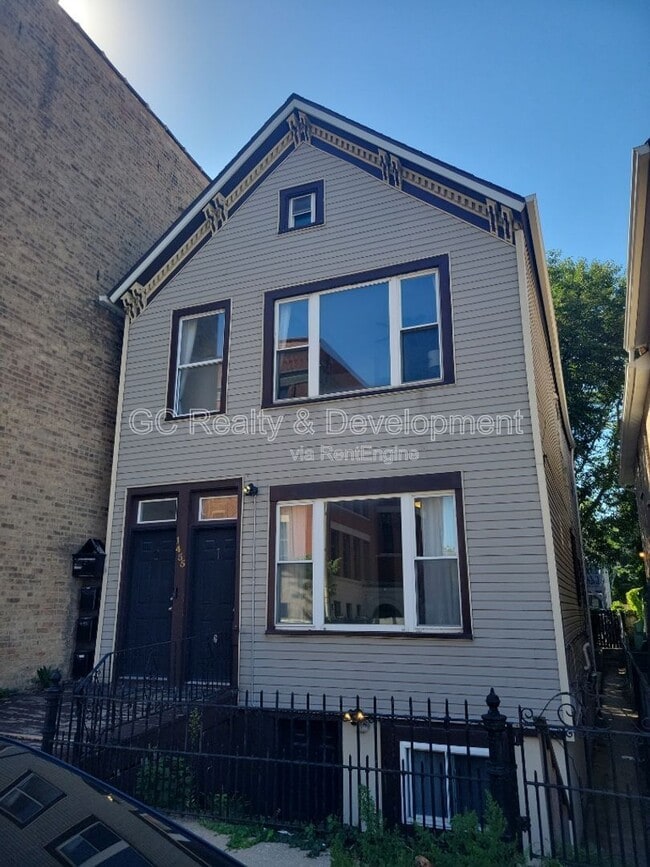 property at 1455 W Augusta Blvd