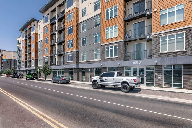 Seasons at Murray Crossing in Murray, UT - Foto de edificio - Building Photo