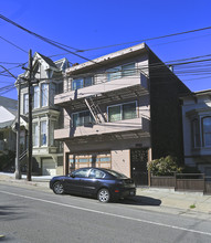 2562 Post St in San Francisco, CA - Building Photo - Building Photo