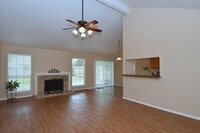 13303 Klamath Falls Dr photo'