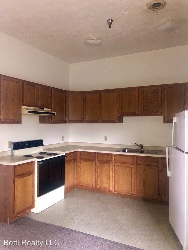 2208 8th St in Rockford, IL - Building Photo - Building Photo