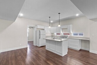 1906 Yandell Dr in El Paso, TX - Building Photo - Building Photo