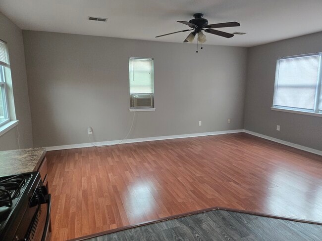 817 Chatham St NW, Unit #2 in Grand Rapids, MI - Building Photo - Building Photo