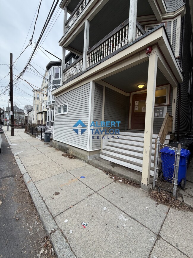 99 Calumet St, Unit 2