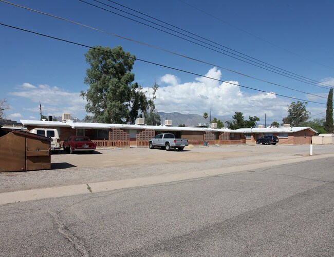 1147-1155 E Easy St in Tucson, AZ - Building Photo - Building Photo