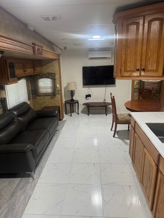 11321 SW 246th St, Unit Karina  Beltran in Homestead, FL - Building Photo