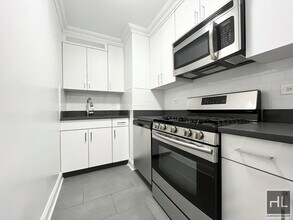 5 AVENUE in New York, NY - Building Photo - Building Photo