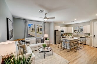 Town Germann in Gilbert, AZ - Foto de edificio - Building Photo