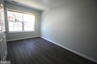 17 Cliff St in Trenton, NJ - Building Photo - Building Photo