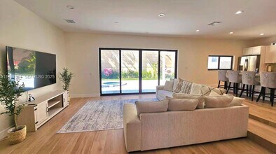 3409 Diane Dr in Boynton Beach, FL - Building Photo - Building Photo