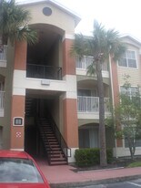 1920 Summer Club Dr., Unit #204 in Oviedo, FL - Building Photo