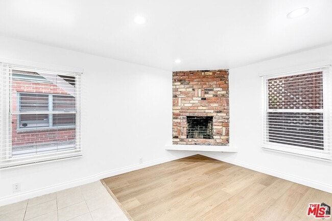 2029 Cloverfield Blvd in Santa Monica, CA - Building Photo - Building Photo
