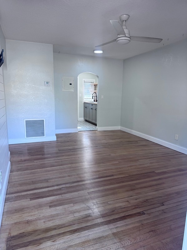 property at 411 SW 18th St