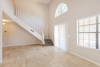15810 N 37th Ln in Phoenix, AZ - Building Photo - Building Photo