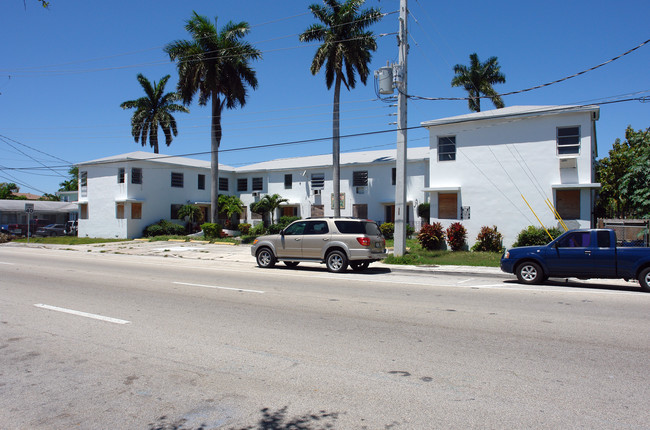 The Kennedy in Miami, FL - Building Photo - Building Photo