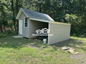 17825 Falls Rd in Upperco, MD - Building Photo - Building Photo