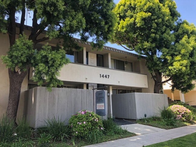 1447 S. Saltair Ave (UDA10) in Los Angeles, CA - Building Photo - Building Photo
