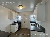 2213 Myrtle Ave photo'