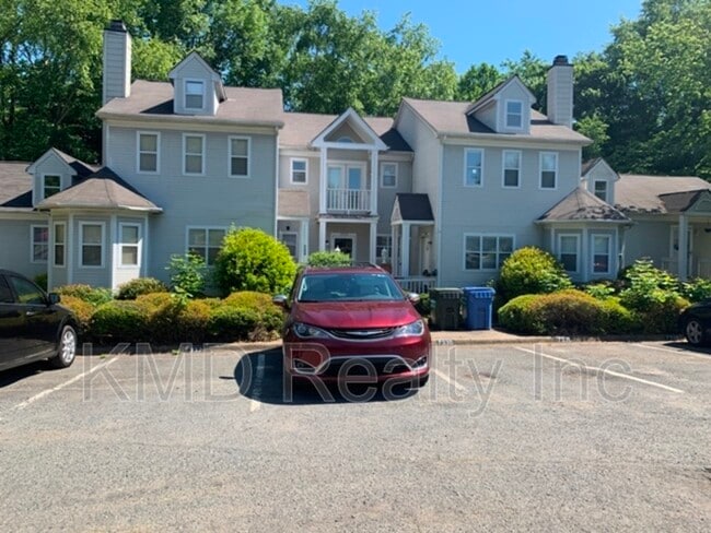 property at 7332 Mdw Gln Dr