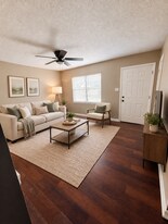 1530 Bennington Cv in Southaven, MS - Building Photo