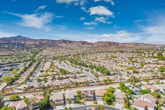 1813 Country Meadows Dr in Henderson, NV - Building Photo - Building Photo