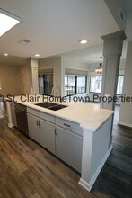 402 Paradise Isle in Riverside, AL - Building Photo - Building Photo