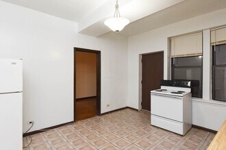 3149 W Medill Ave in Chicago, IL - Building Photo - Building Photo