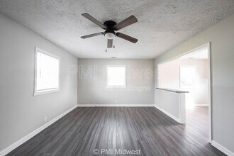 5959 E 24th St in Indianapolis, IN - Foto de edificio - Building Photo