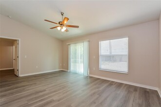 97 Neal Dr in Deltona, FL - Building Photo - Building Photo