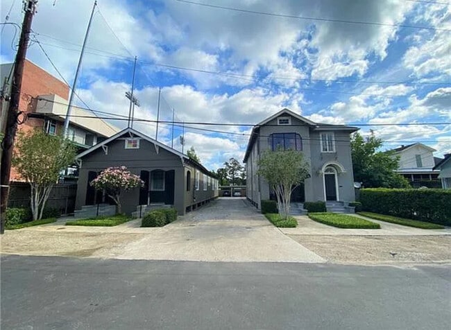6333 S Johnson St in New Orleans, LA - Building Photo - Building Photo