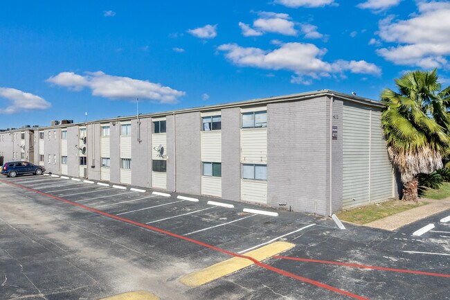 Falls of Las Villas in Pasadena, TX - Foto de edificio - Building Photo