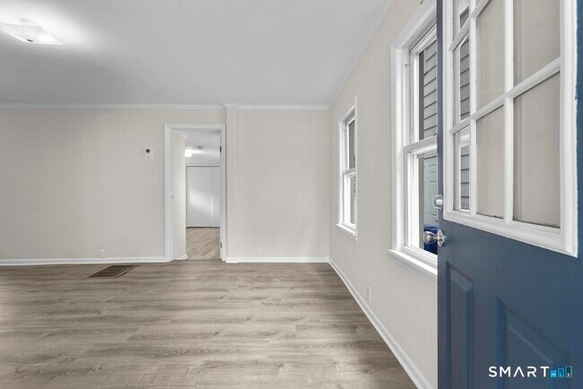 42 Center Ave in Norwalk, CT - Building Photo - Building Photo