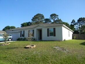 1588 Ranger Rd SE in Palm Bay, FL - Building Photo - Building Photo