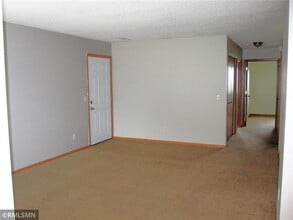 626 W 8th St in New Richmond, WI - Building Photo - Building Photo