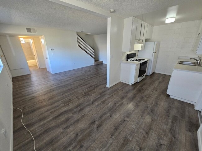 2336 E 14th St in National City, CA - Building Photo - Building Photo