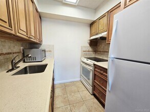 142 Main St in Mineola, NY - Building Photo - Building Photo