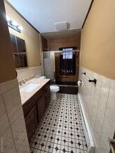 11 Edwards Pl in Valley Stream, NY - Building Photo - Building Photo