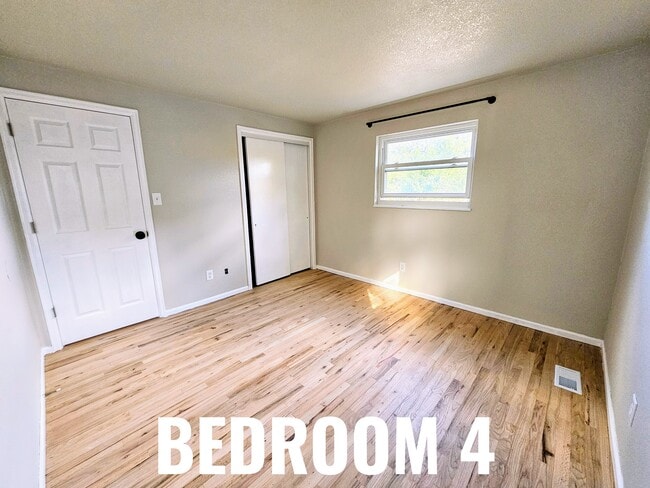 9210 Meade St, Unit 4 in Westminster, CO - Foto de edificio - Building Photo