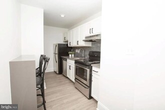 1022 N Calvert St in Baltimore, MD - Building Photo - Building Photo