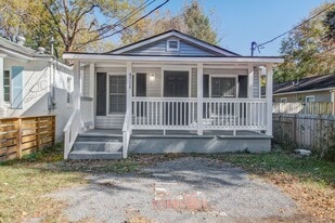 4716 Mint Ave in North Charleston, SC - Building Photo