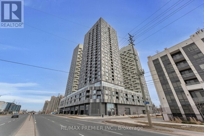 498 Caldari Rd in Vaughan, ON - Building Photo - Building Photo