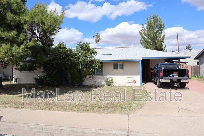 property at 1524 W 7th St