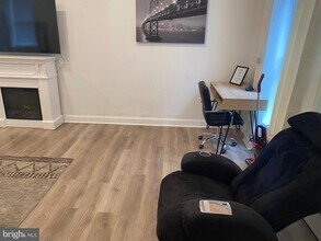 2501 E Somerset St in Philadelphia, PA - Building Photo - Building Photo