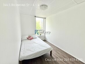 344.5 Richmond St in London, ON - Building Photo - Building Photo
