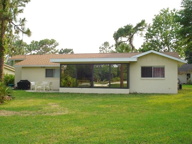 5221 Londonderry Ln in Wesley Chapel, FL - Building Photo - Building Photo