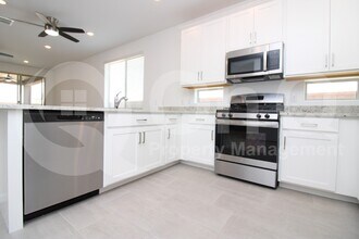 8199 S Soltero Mine Dr in Tucson, AZ - Building Photo - Building Photo