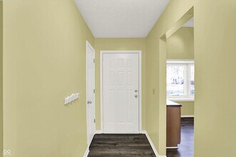 10730 Pimlico Cir in Indianapolis, IN - Building Photo - Building Photo