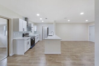 710 Cayuga St in Jupiter, FL - Building Photo - Building Photo
